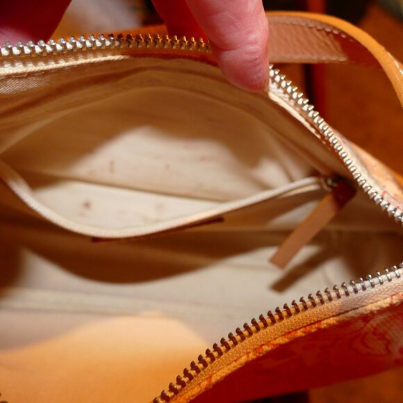 BANANA REPUBLIC Pink/Coral Cotton w/Leather Trim Zippered Small Handbag/Purse - Picture 15 of 16
